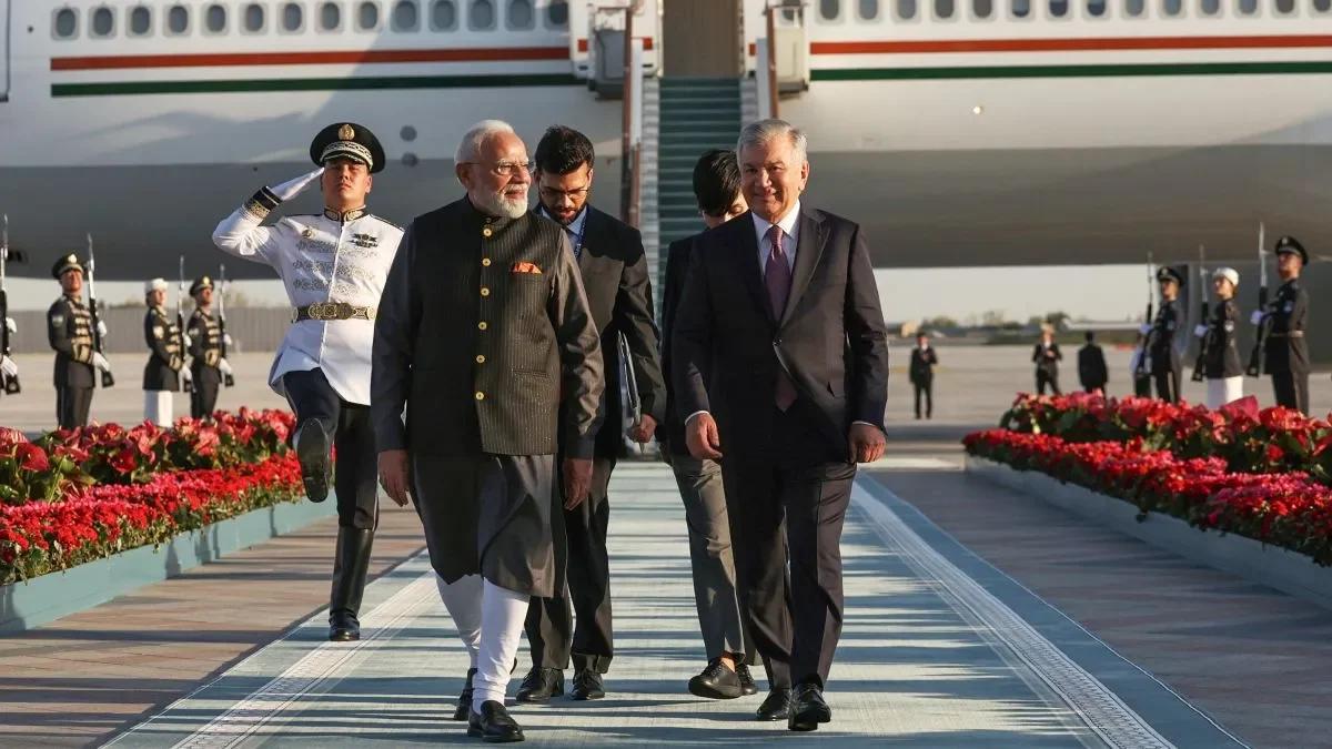 Prime Minister Narendra Modi Lands in Uzbekistan...Grand Welcome in Tashkent