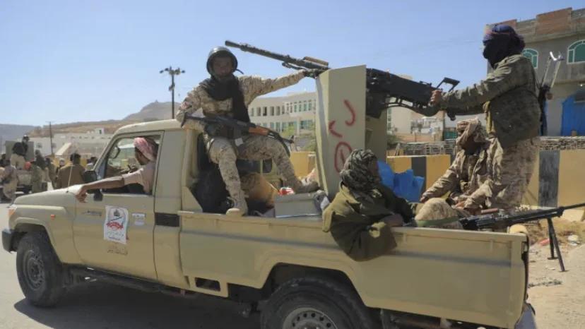 Yemeni Forces Launch Counteroffensive Against Houthis, Vow to Retake Sanaa