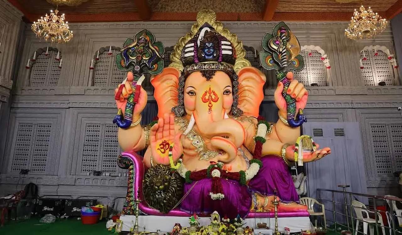 Why Are Huge Ganesha Idols Installed on Streets? From Home Worship to Grand Street Celebrations — What’s the Story Behind It?