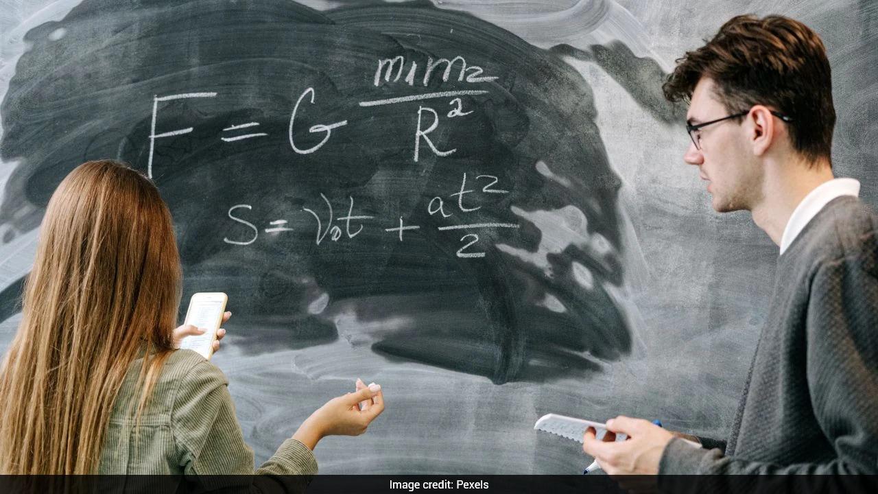 What Does It Take To Build A Career In Physics In The Age Of AI? TIFR Professor Explains