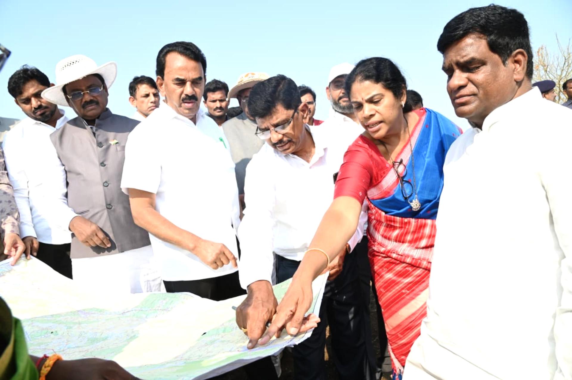 తుమ్మిడిహెట్టి కట్టి తీరుతాం