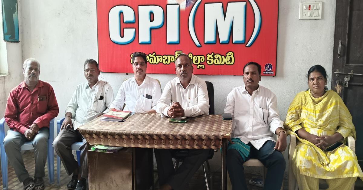 పెంచిన పెట్రోల్, డీజిల్ ధరలను తగ్గించాలి