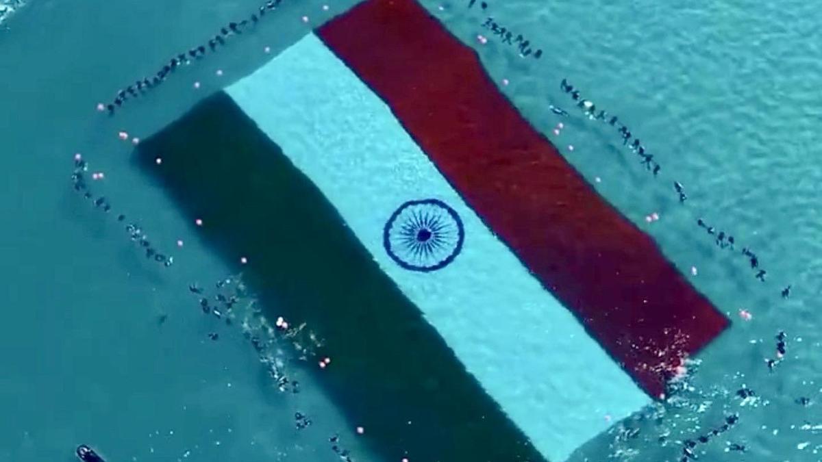 Scuba team unfurls mega national flag beneath deep sea, enters into Guinness World Records