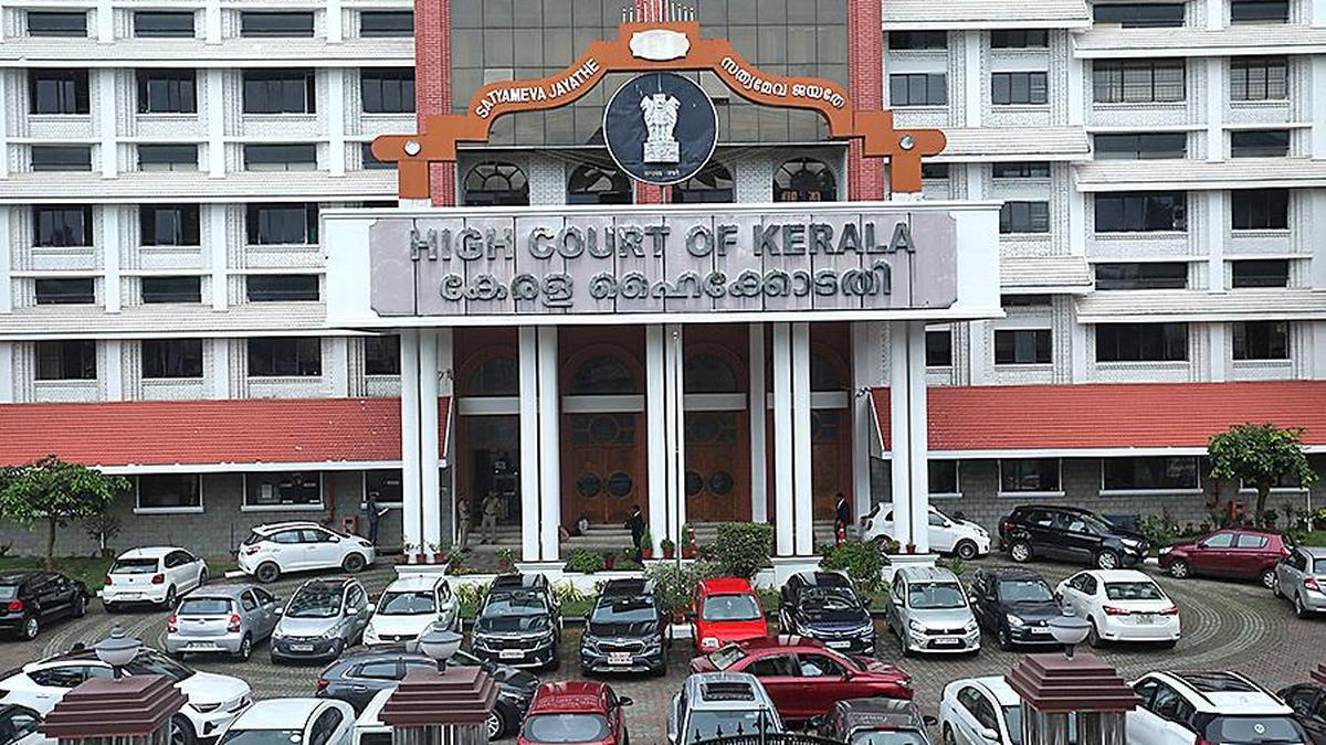 Kerala High Court initiates suo motu contempt action over hartal by Dalit, Adivasi groups