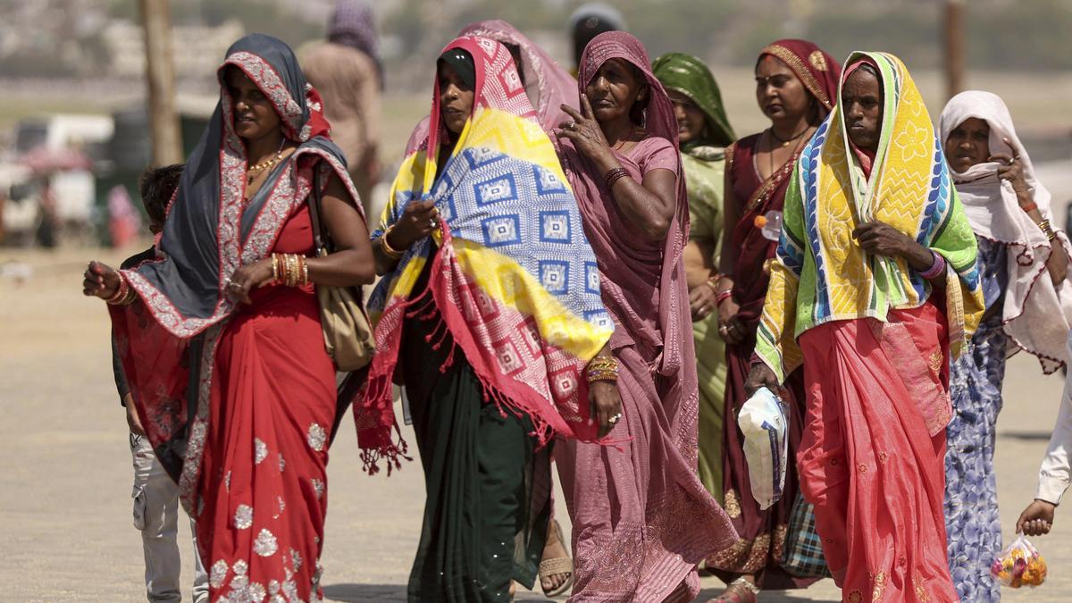 Reschedule work hours, provide drinking water to workers: Centre’s advisory to States on heat wave