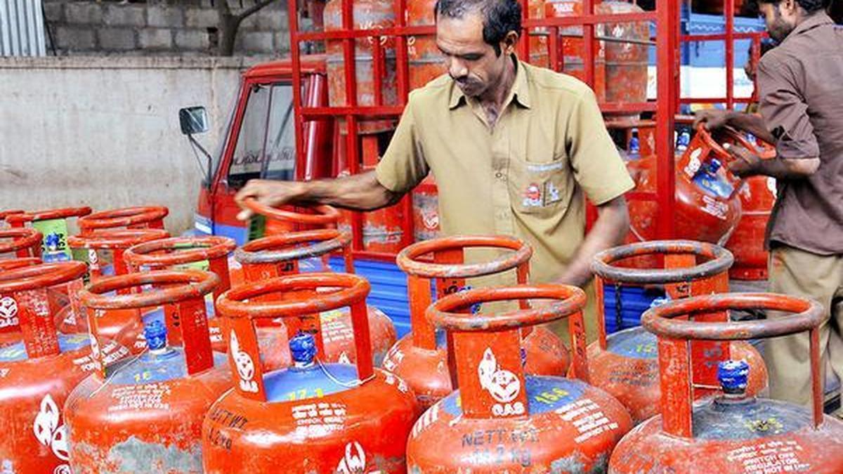 Hit hard by ₹991 price hike for commercial LPG, Mysuru hoteliers say rate went up by ₹1,440 in two months