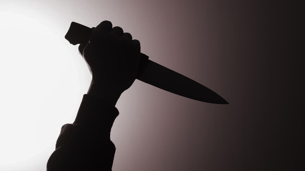 Man stabs 2 security guards in Thane district; arrested, ATS takes over probe
