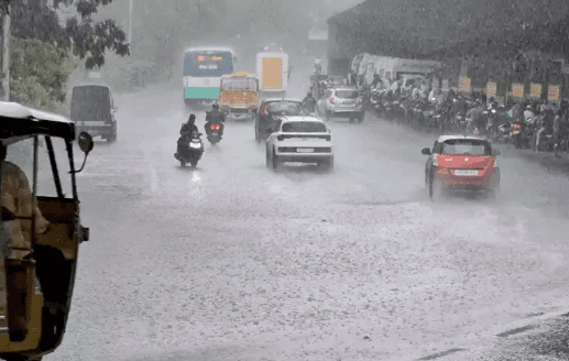IMD Forecasts Rain, Gusty Winds; Sajjanar Issues Traffic Advisory