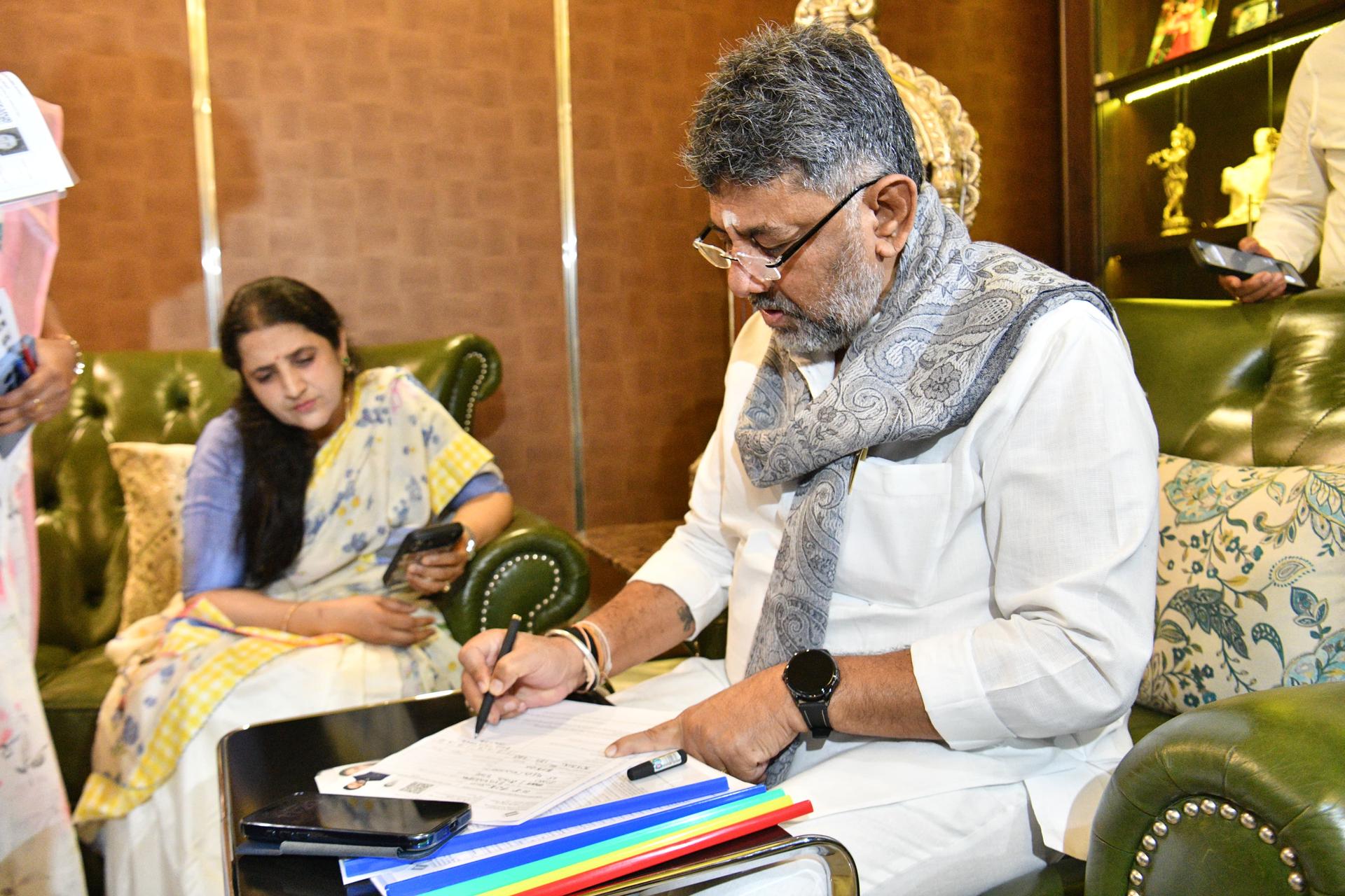 Found Filling Enumeration A Bit Difficult, Says CM DK Shivakumar