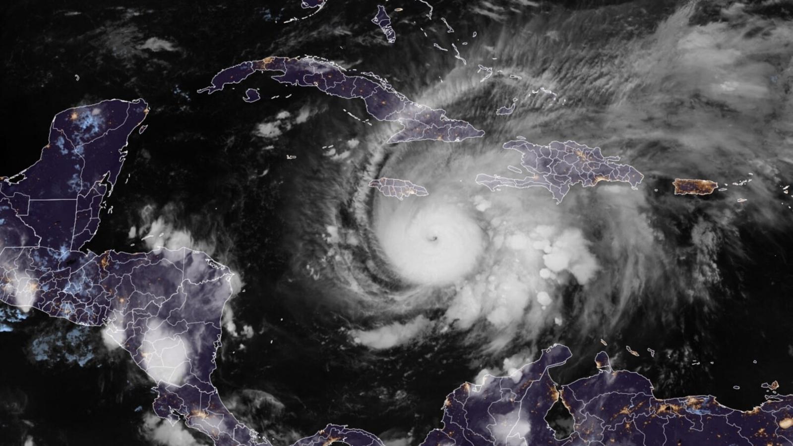 North Texas powerful storm: Fatalities reported, 40K without power amid 90 mph winds in Springtown