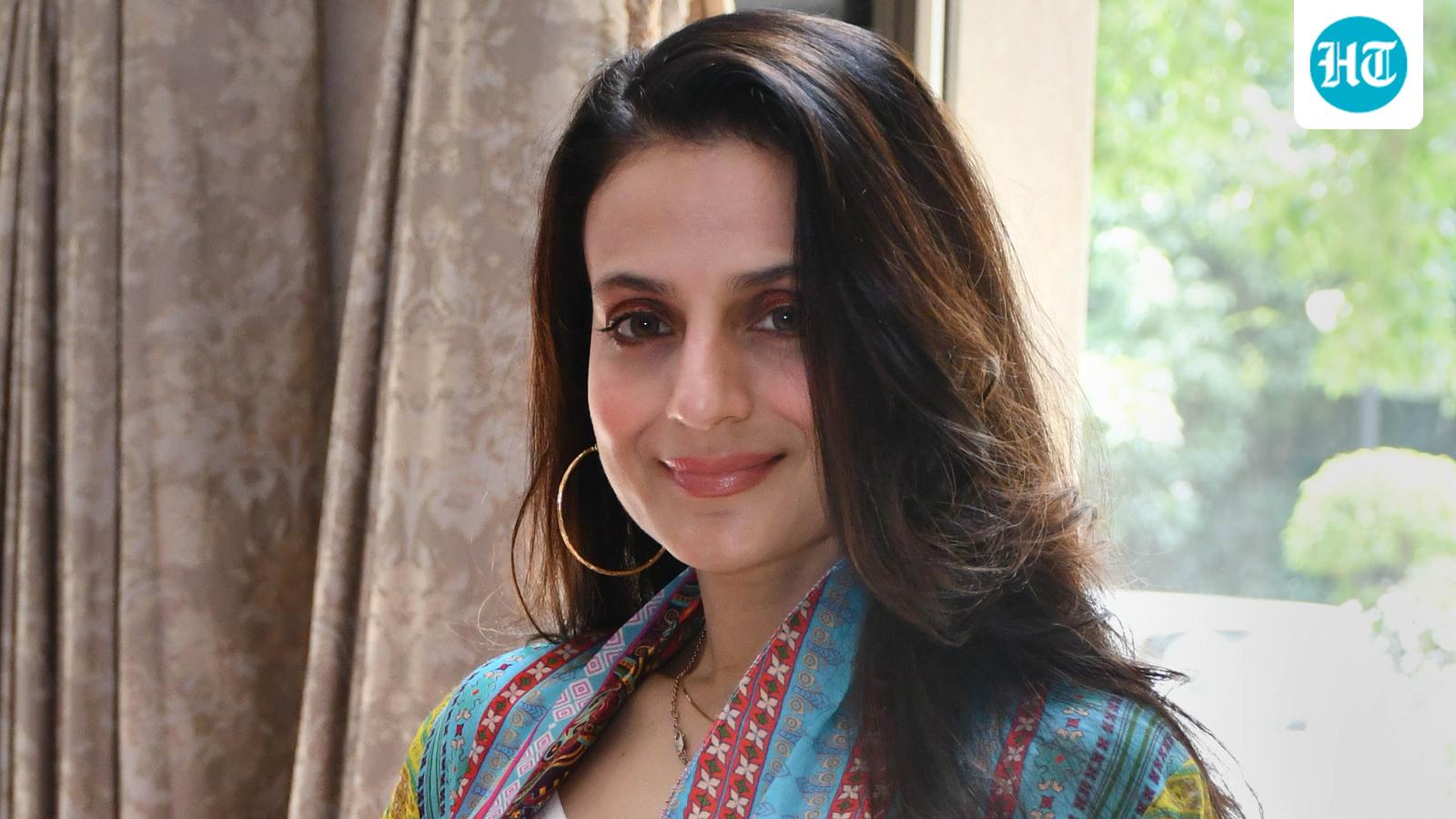 Ameesha Patel returns to Mumbai after 24-hour ordeal due to UAE airspace diversion: 'Thank you everyone'