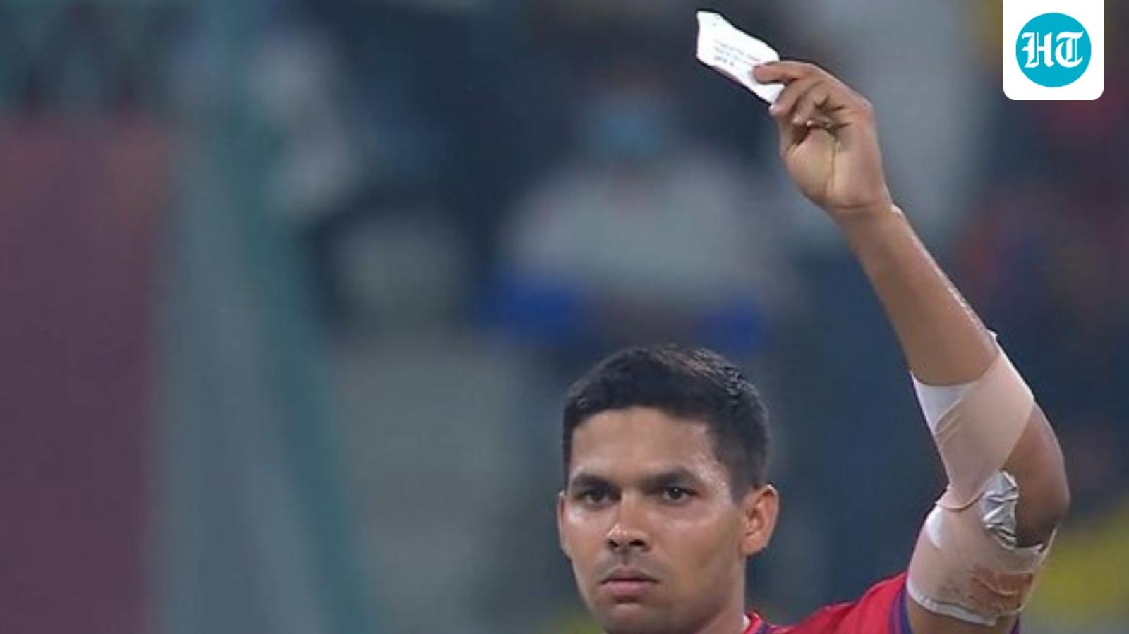 Akash Singh brings out note, flaunts it towards crowd after getting better of Sanju Samson, Gaikwad: ‘Can’t really read'
