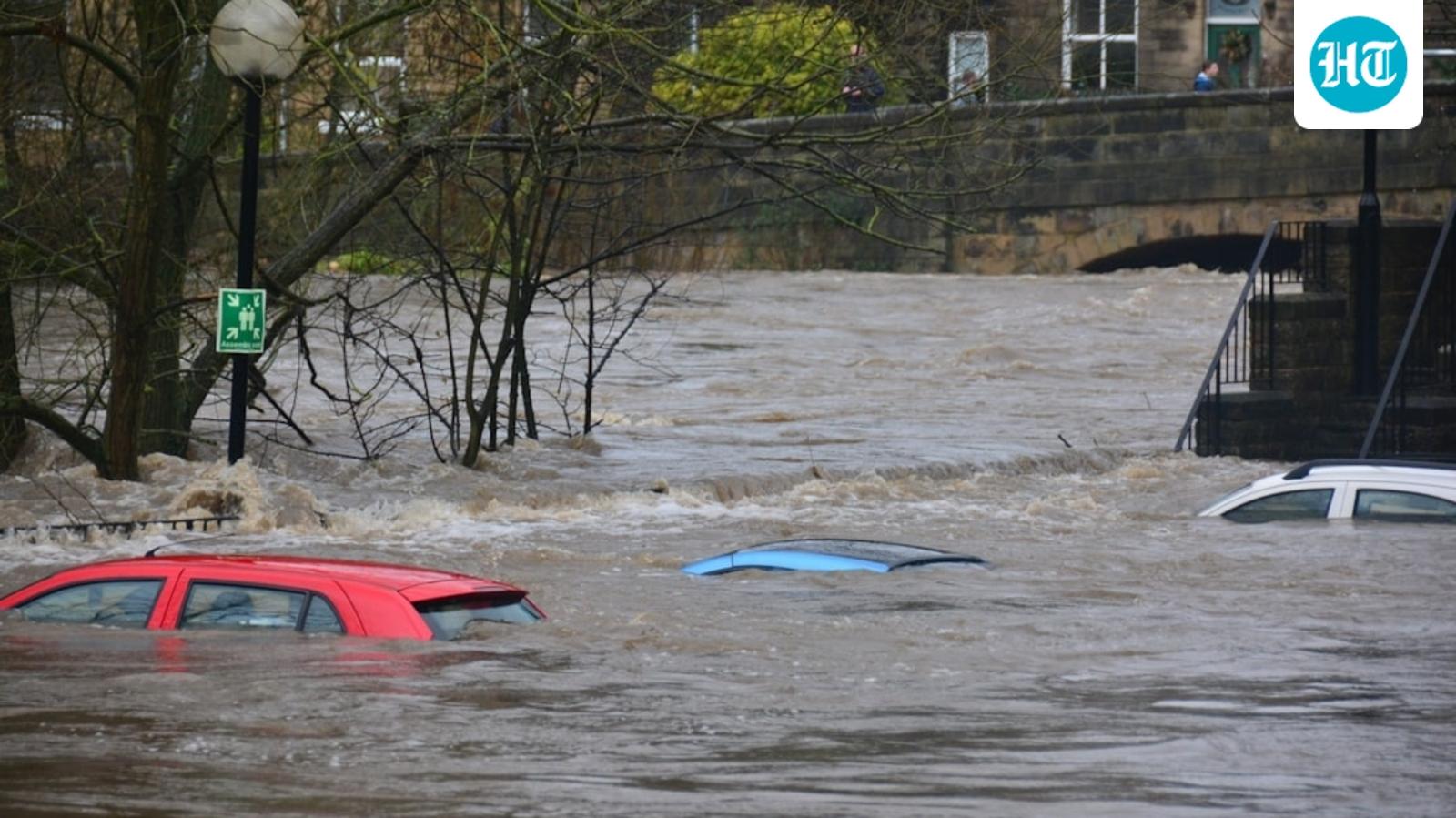 Atlanta under flash flood warning: Scary videos show cars stuck on highway as water rises
