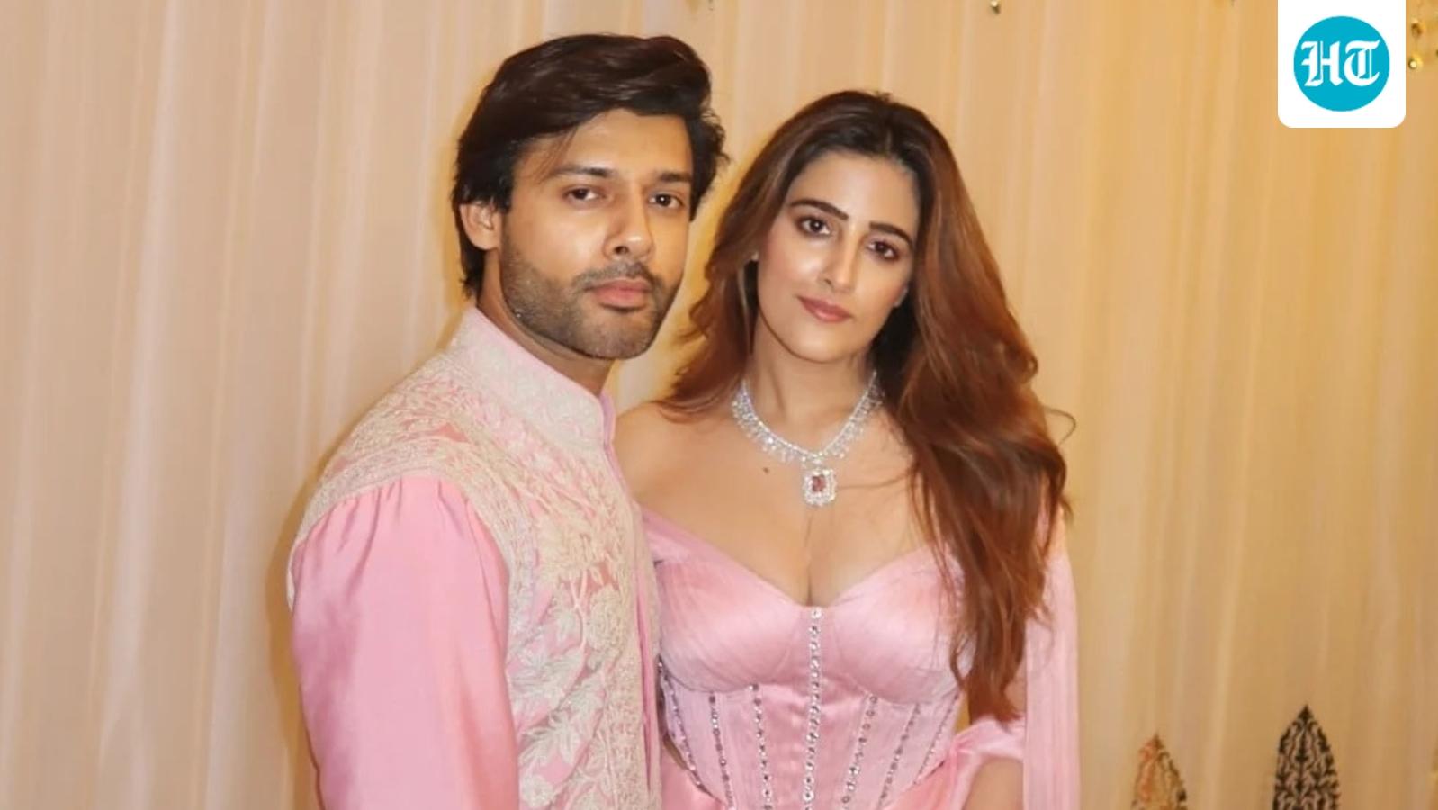 Stebin Ben breaks silence on viral video of his mother ignoring Nupur Sanon: 'Chalo nikalte hain'