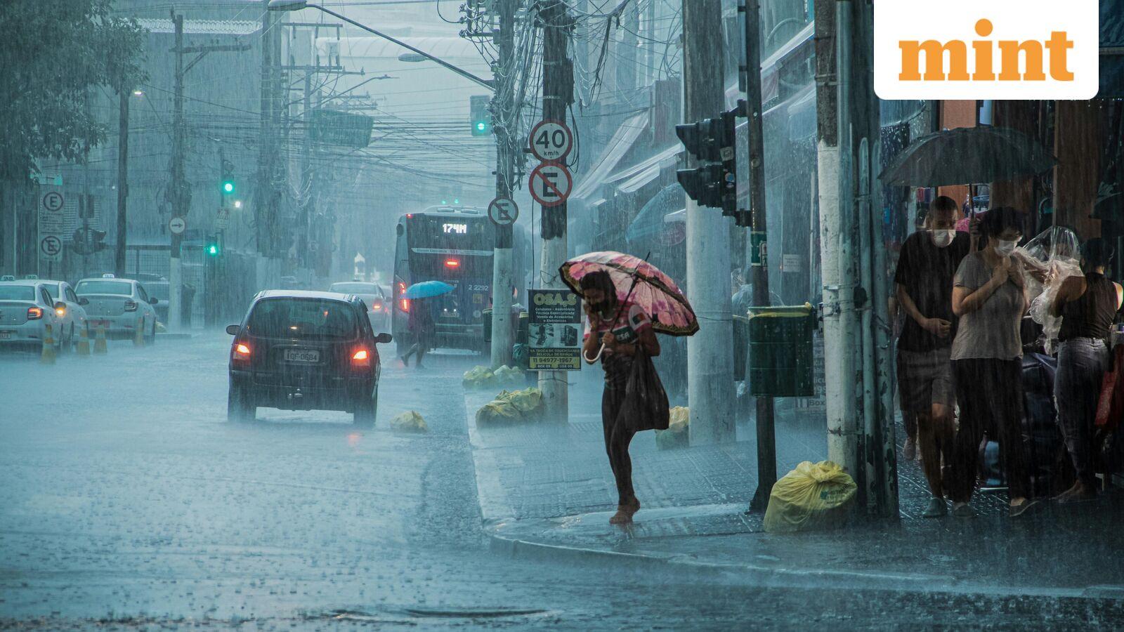 Kolkata on IMD's alert for heavy rains — Check heatwave status and Bengaluru and Delhi's weather forecast here