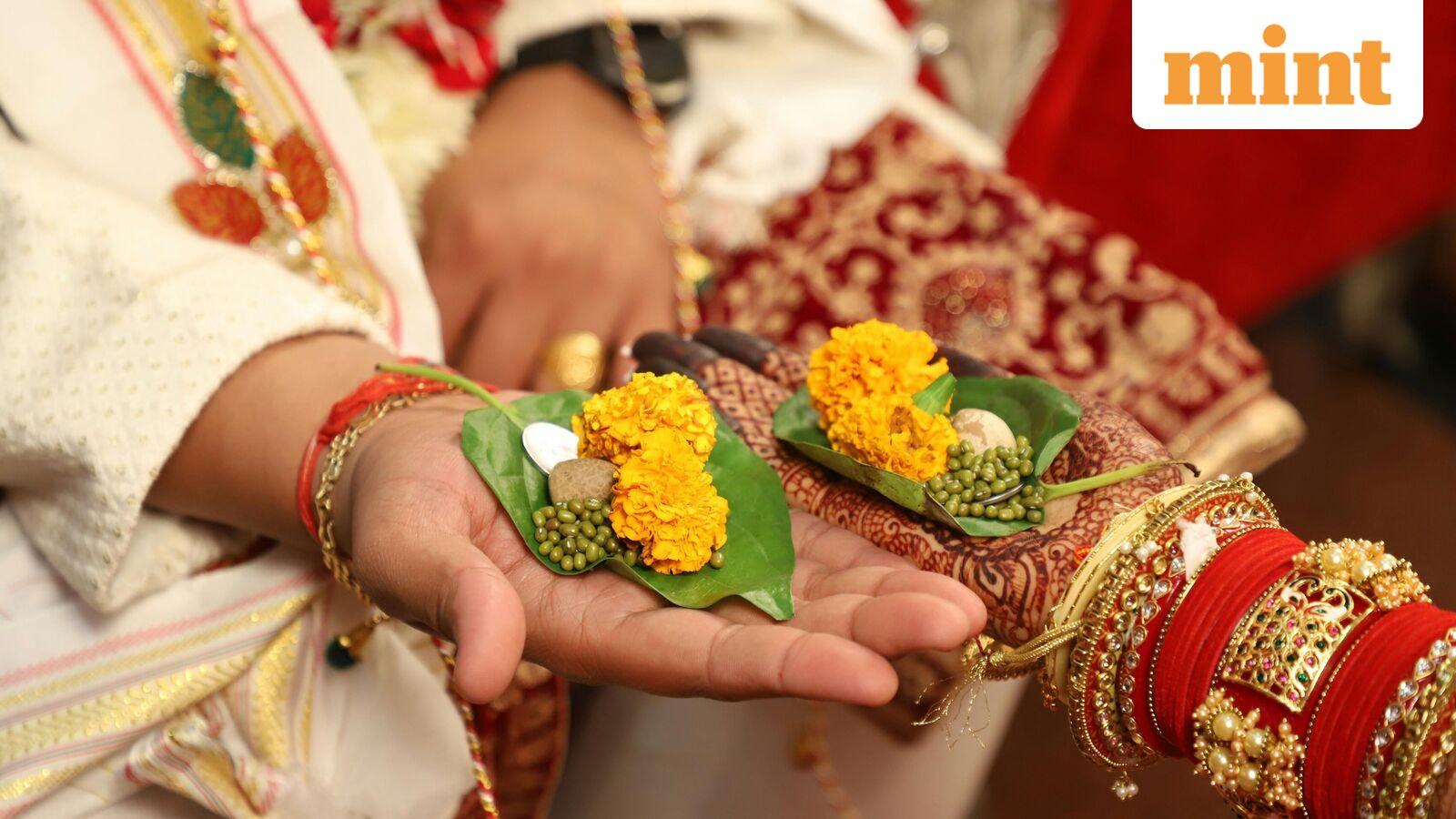 Wedding Barat reaches venue at 3 am after bus breakdown; Delhi consumer court orders ₹64,000 compensation