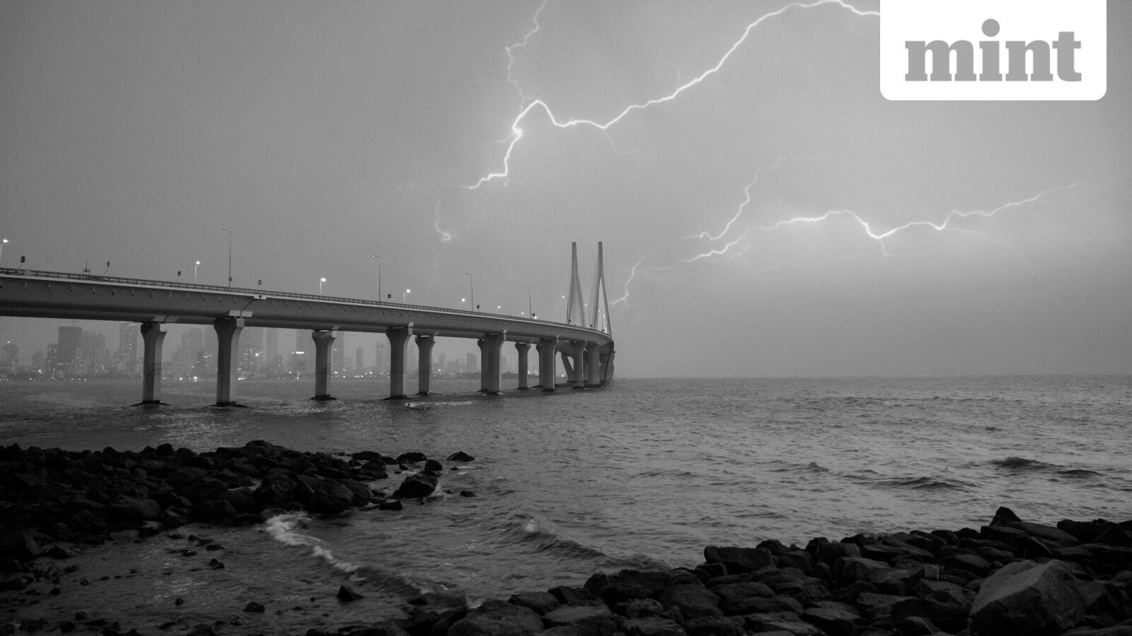 Monsoon likely to hit Kerala around 26 May, may boost kharif sowing