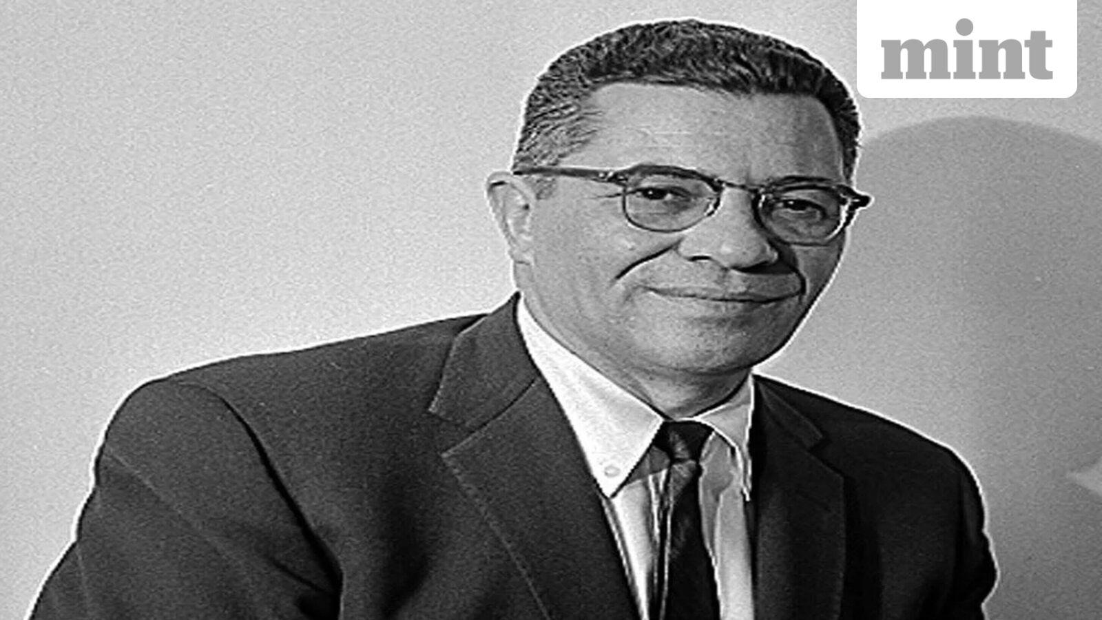 Quote of the day by Vince Lombardi: 'Most people fail, not because of lack of desire...'— lessons on persistence