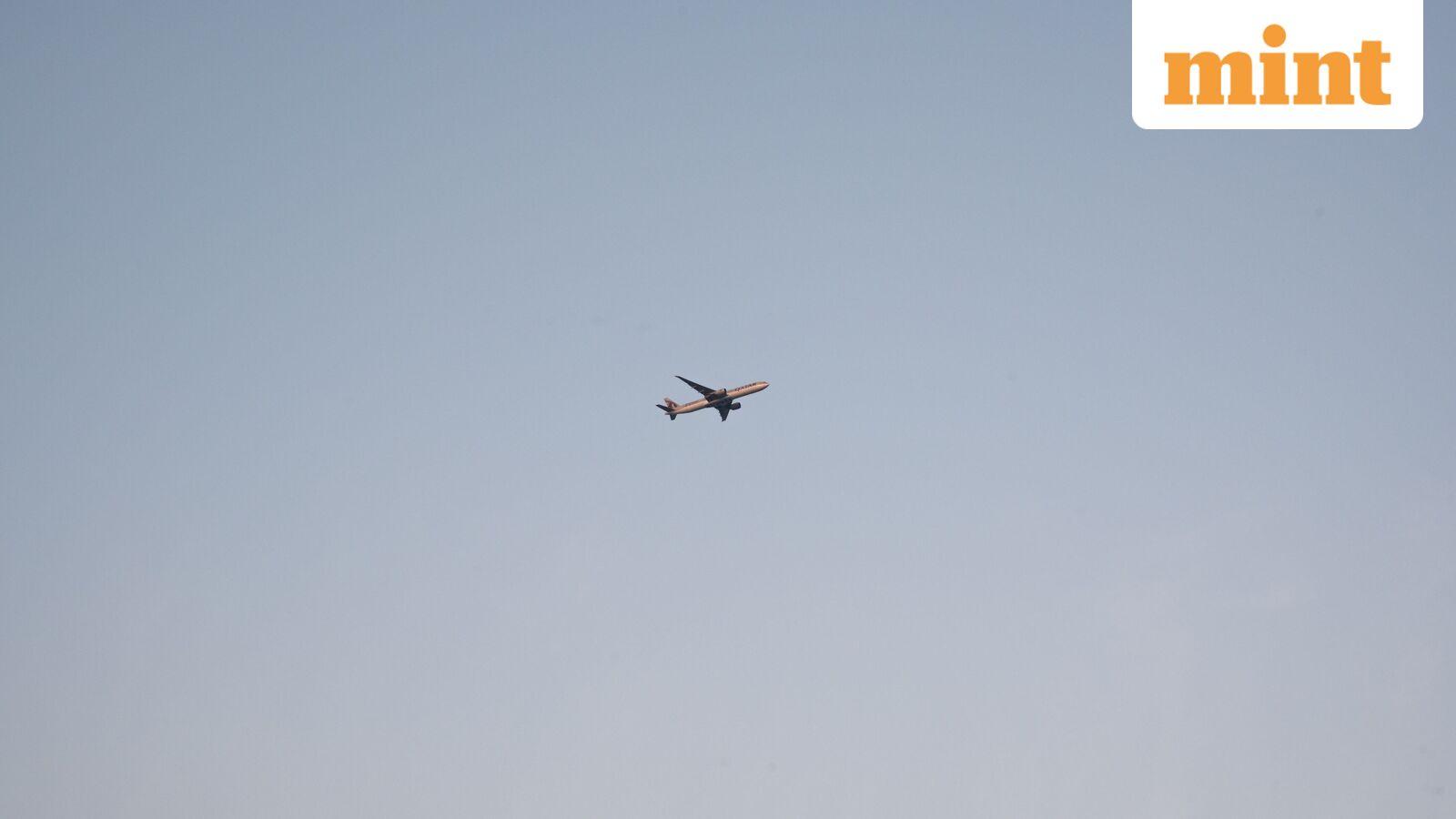 Missouri plane crash: All 12 people aboard killed near Butler Memorial Airport, says state highway patrol