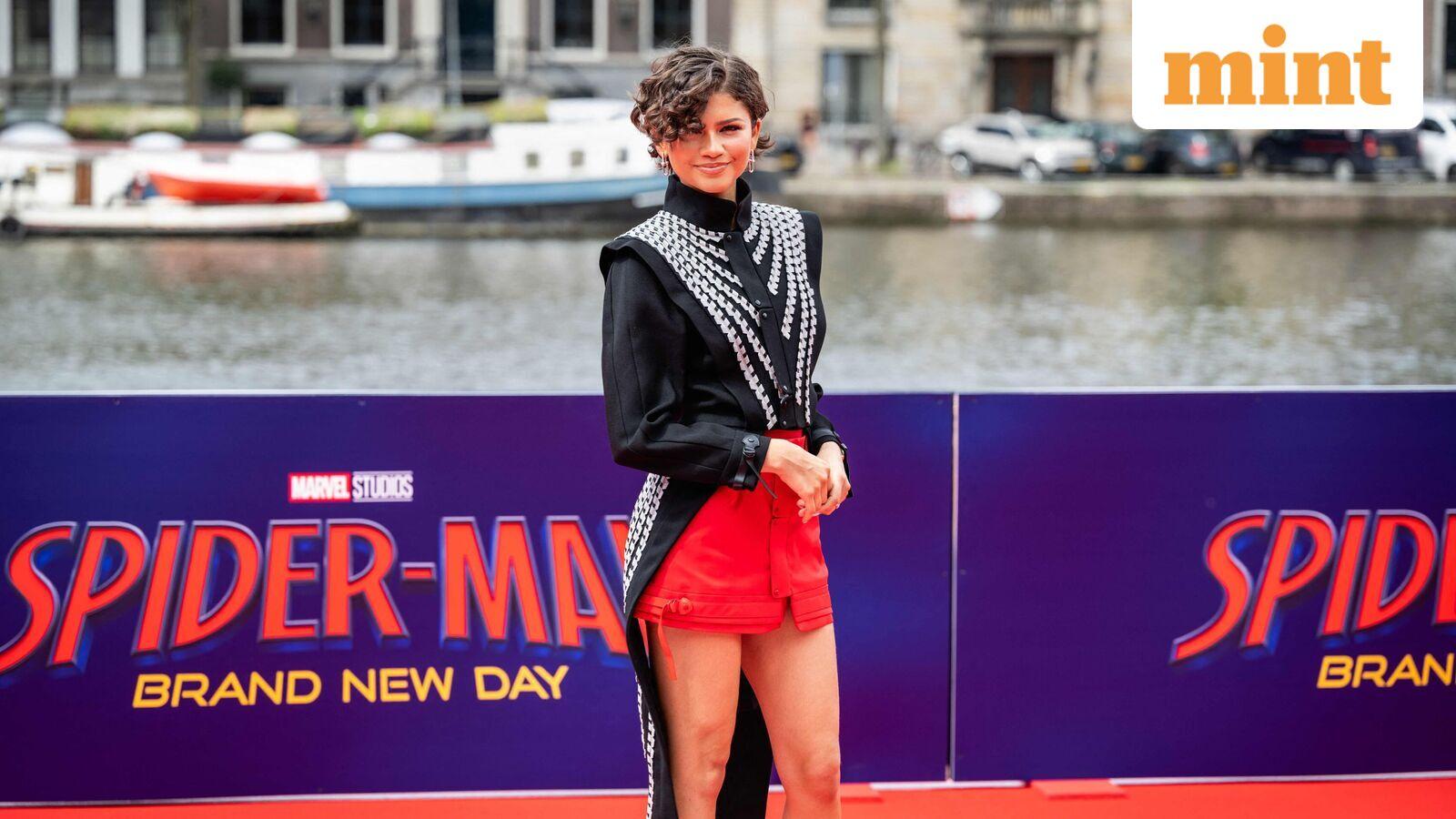Quote of the day by Zendaya: ‘Don’t try so hard to fit in’