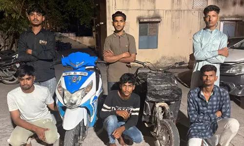 రాజేంద్రనగర్ లో రహదారులపై బైక్ స్టంట్లు... ఆరుగురు అరెస్ట్
