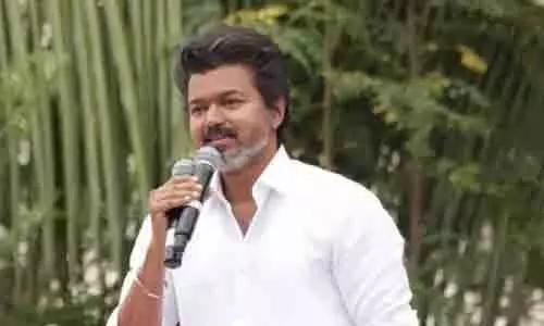 బలపరీక్షలో విజయ్ ప్రభుత్వం అద్భుత విజయం
