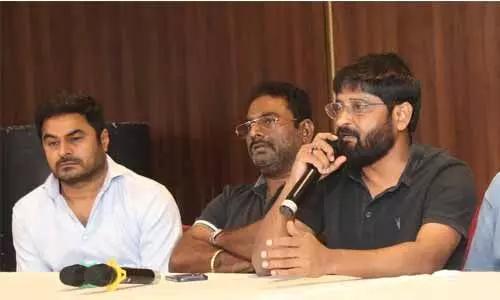 సినిమా నడిస్తేనే మనందరం నడుస్తాం